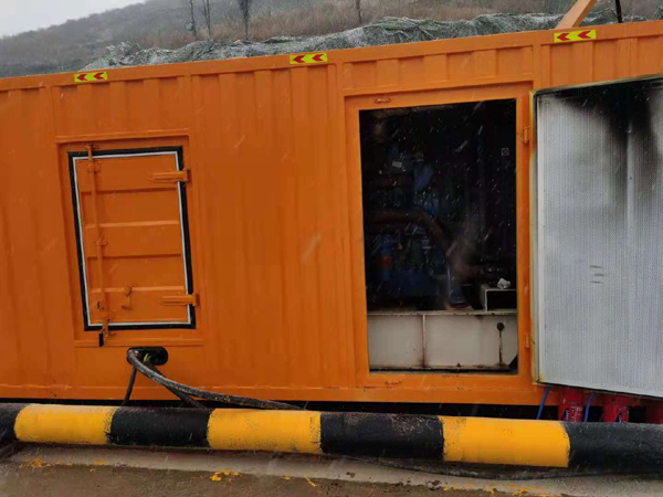 红寺堡出租发电机-船用柴油发电机的工作原理是怎么样的？