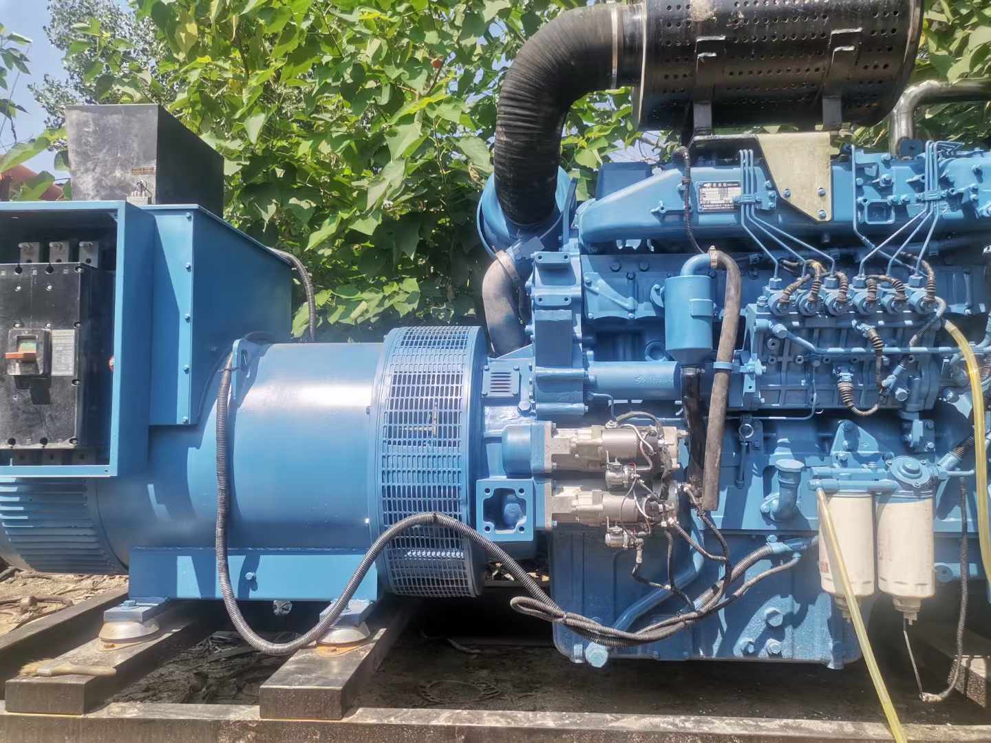 红寺堡详细说明降低 800kW 柴油发电机输出电流波动的方法